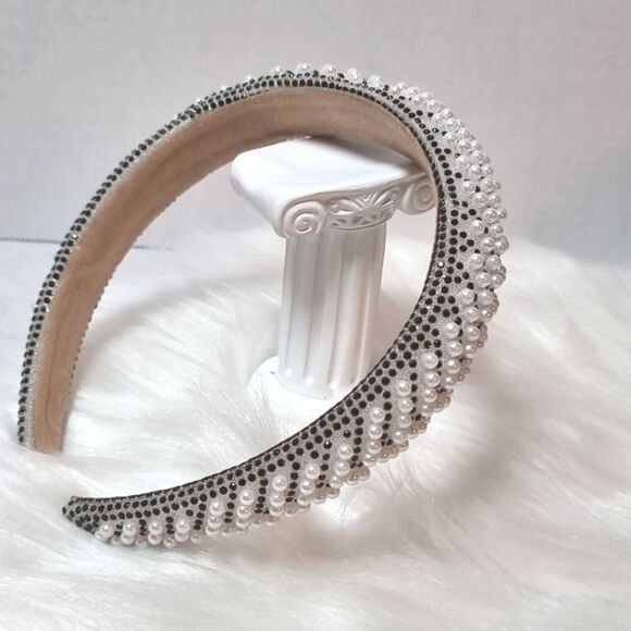 New PEARL BLACK N WHITE BAROQUE HEADBAND padded geometric chevron - Picture 2 of 7